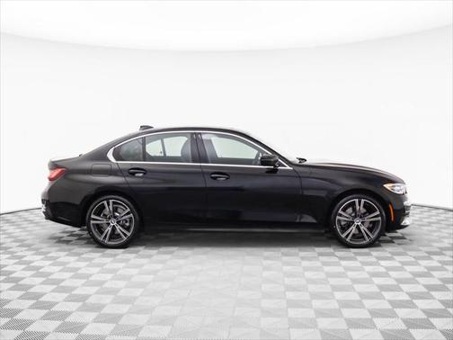 2022 BMW 330 xDrive