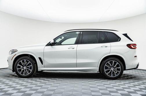 Alpine White 2023 BMW X5 M50i