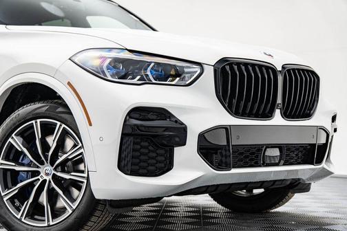Alpine White 2023 BMW X5 M50i