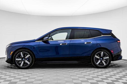2023 BMW iX M60