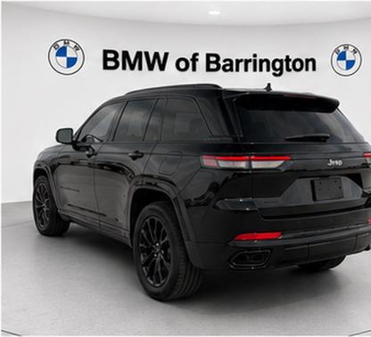 Diamond Black Crystal Pearlcoat 2024 Jeep Grand Cherokee L Altitude