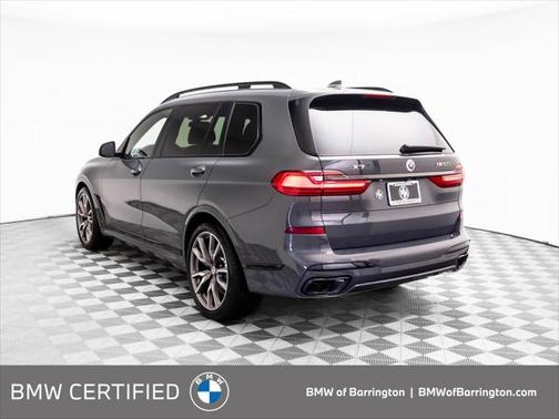 2022 BMW X7 M50i