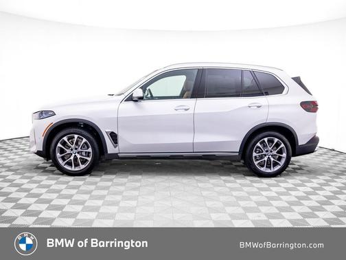 Mineral White Metallic 2026 BMW X5 xDrive40i