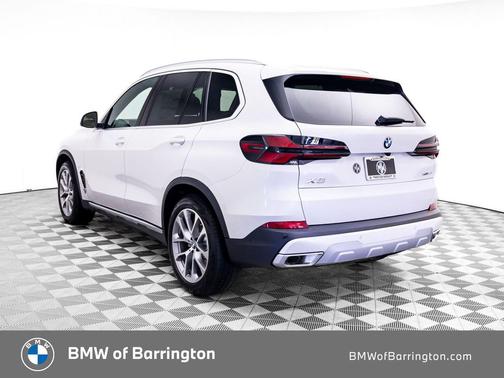 Mineral White Metallic 2026 BMW X5 xDrive40i