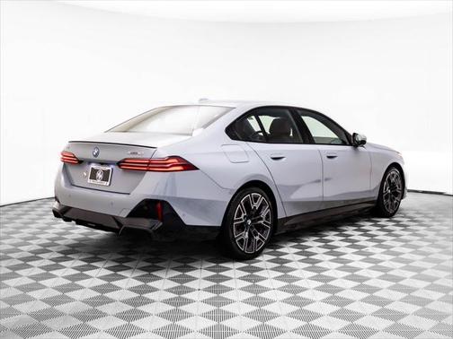 2026 BMW i5 xDrive40
