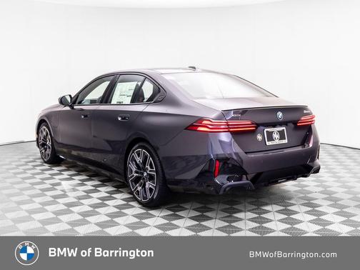 Dark Graphite Metallic 2027 BMW 550e 550e xDrive