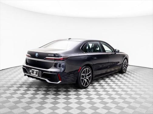 2025 BMW i7 xDrive60