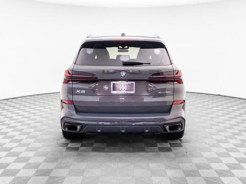 Dravit Grey Metallic 2024 BMW X5 xDrive40i