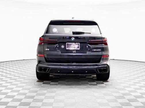 2024 BMW X5 M60i