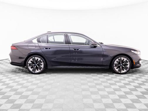 Dark Graphite 2026 BMW 540 xDrive