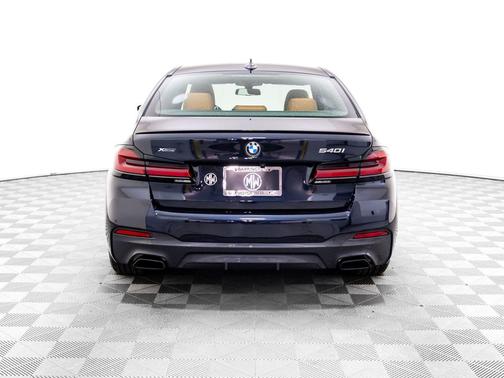 2023 BMW 540 i xDrive