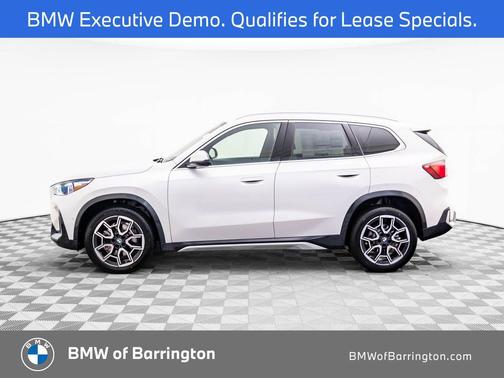 Mineral White Metallic 2026 BMW X1 xDrive28i