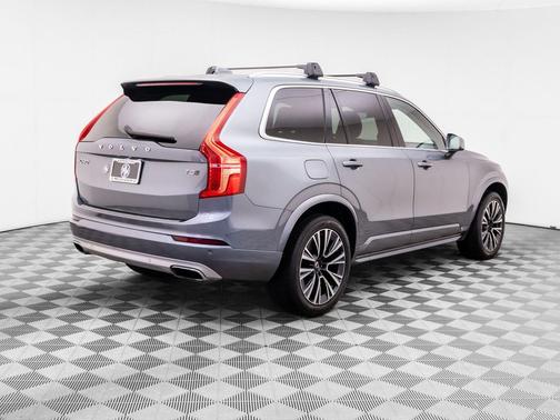 2020 Volvo XC90 T5 Momentum