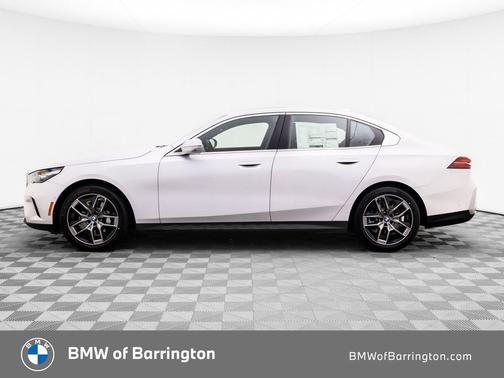 Mineral White Metallic 2027 BMW 530 i xDrive