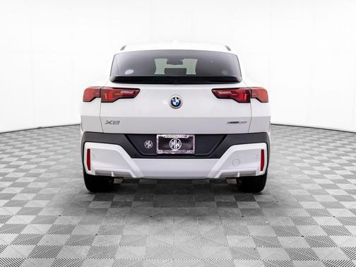 2026 BMW X2 xDrive28i