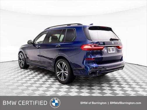 2022 BMW X7 M50i