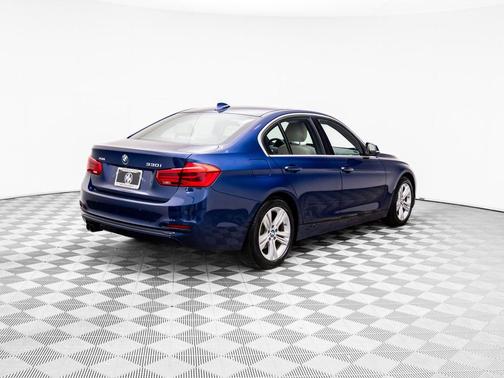 2017 BMW 330 xDrive