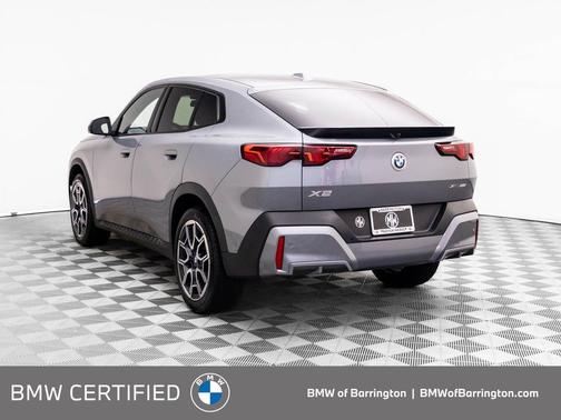 Gray Metallic 2025 BMW X2 xDrive28i