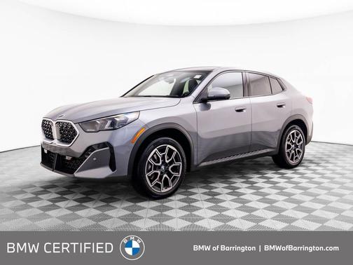 Gray Metallic 2025 BMW X2 xDrive28i