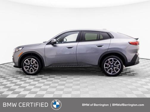 Gray Metallic 2025 BMW X2 xDrive28i