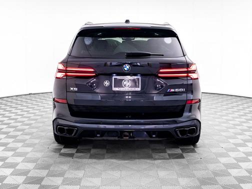 Black Sapphire Metallic 2024 BMW X5 M60i