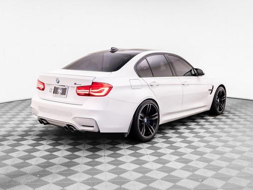 Alpine White 2018 BMW M3 Base