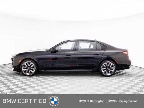 Black Sapphire Metallic 2023 BMW 760 i xDrive