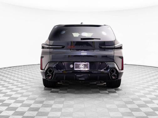 2026 BMW XM Label