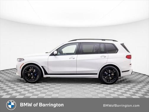 2022 BMW X7 M50i