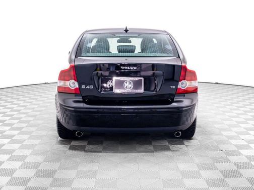 Black 2007 Volvo S40 T5