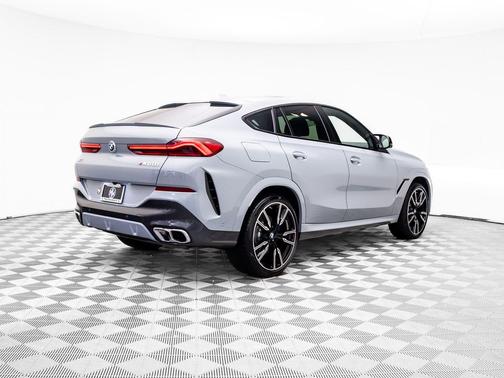 2024 BMW X6 M60i