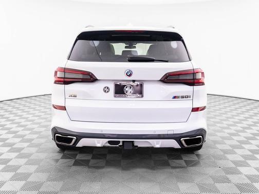 2023 BMW X5 M50i