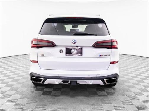 2023 BMW X5 M50i
