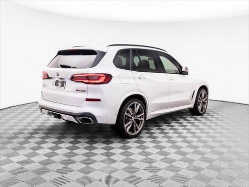 2023 BMW X5 M50i