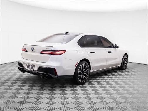 2024 BMW 760 i xDrive