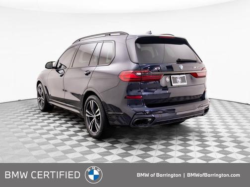 2022 BMW X7 M50i