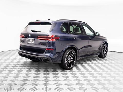 2026 BMW X5 M60i