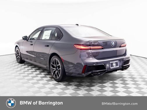 Dravit Grey Metallic 2026 BMW 760 xDrive