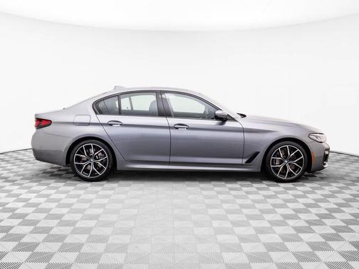 2023 BMW 540 i xDrive