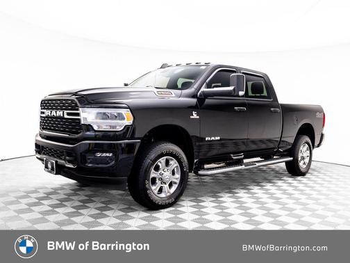 2022 RAM 2500 Big Horn Crew Cab 4x4 6'4' Box