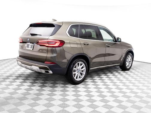 2023 BMW X5 PHEV xDrive45e