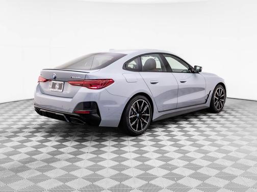 Brooklyn Grey Metallic 2026 BMW M440 i xDrive