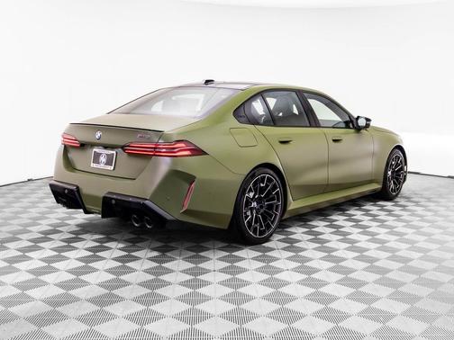 Special Order Color 2027 BMW M5 Base