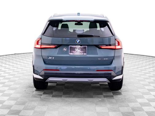 0c5y 2027 BMW X1 xDrive28i
