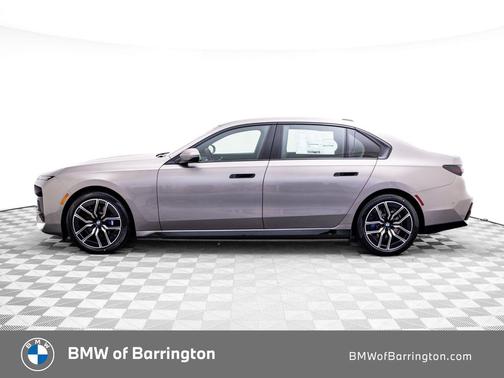 Oxide Grey Metallic 2026 BMW i7 xDrive60