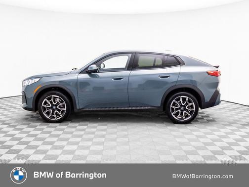 Green Metallic 2025 BMW X2 xDrive28i