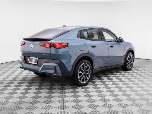 Green Metallic 2025 BMW X2 xDrive28i