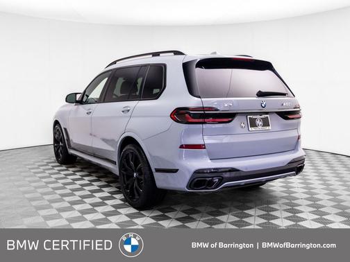 Brooklyn Grey Metallic 2025 BMW X7 M60i