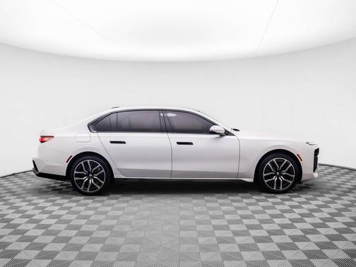 2024 BMW 760 i xDrive