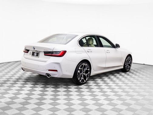 Mineral White Metallic 2026 BMW 330 xDrive NA